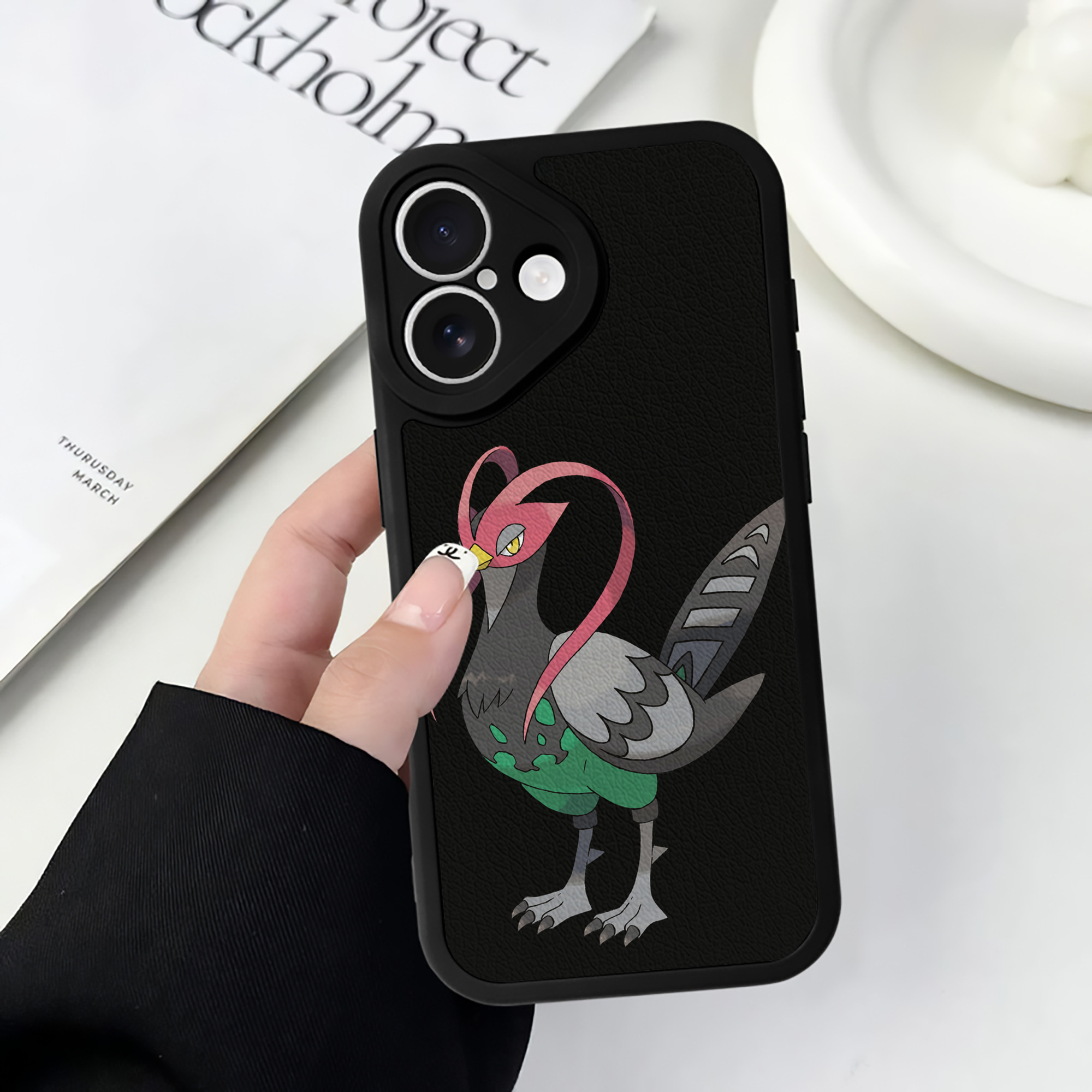 （画像用） ポケットモンスター Pokémon 【iPhone 16シリーズ対応】シリコンスマホケース（レザー調） 材質：シリコン
